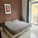 Central Sliema Airconditioned Comfortable Accommodation With Self Check In And Self Check Out